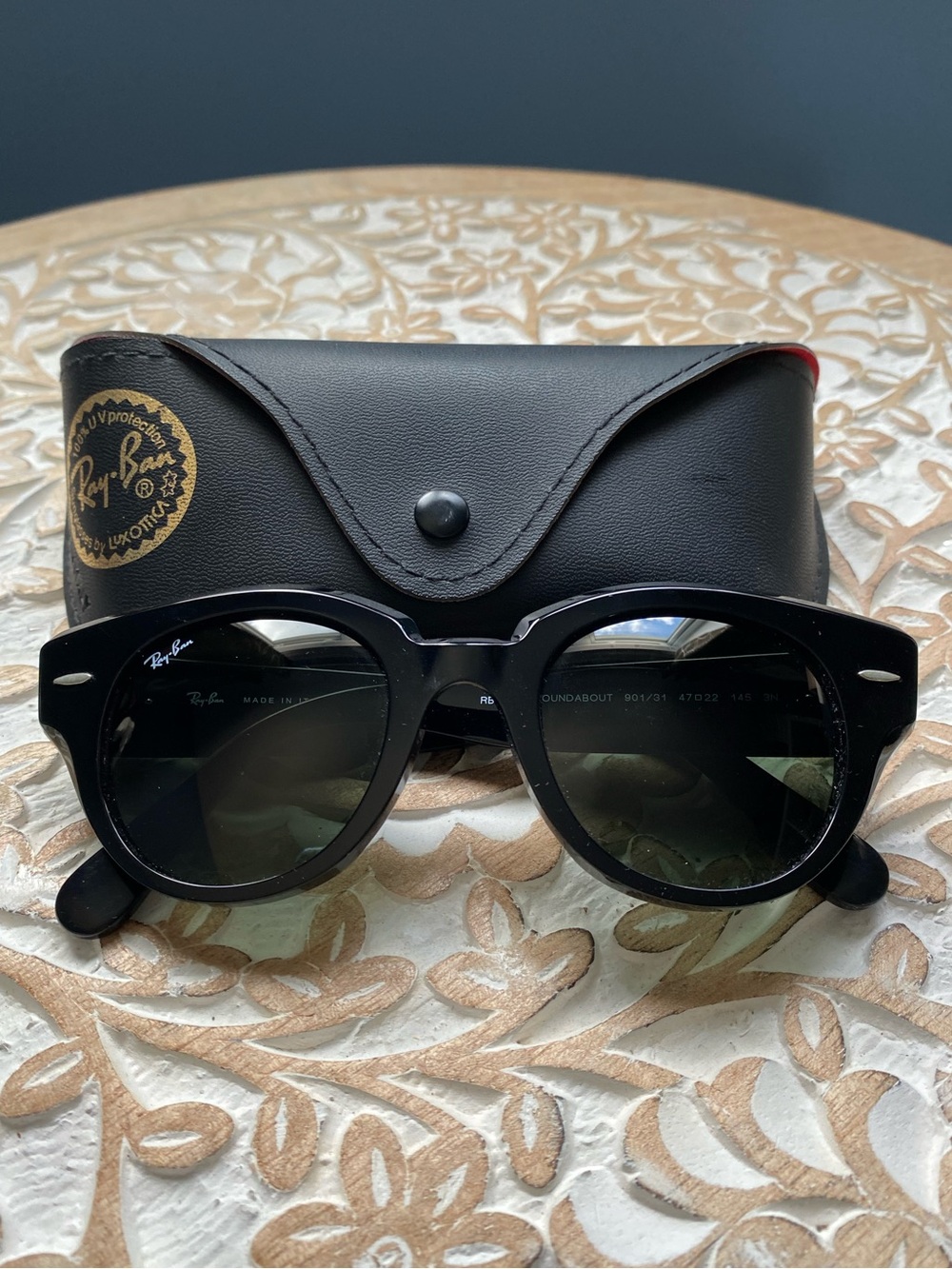 Ray-Ban Black Frame Sunglasses with Green Lenses